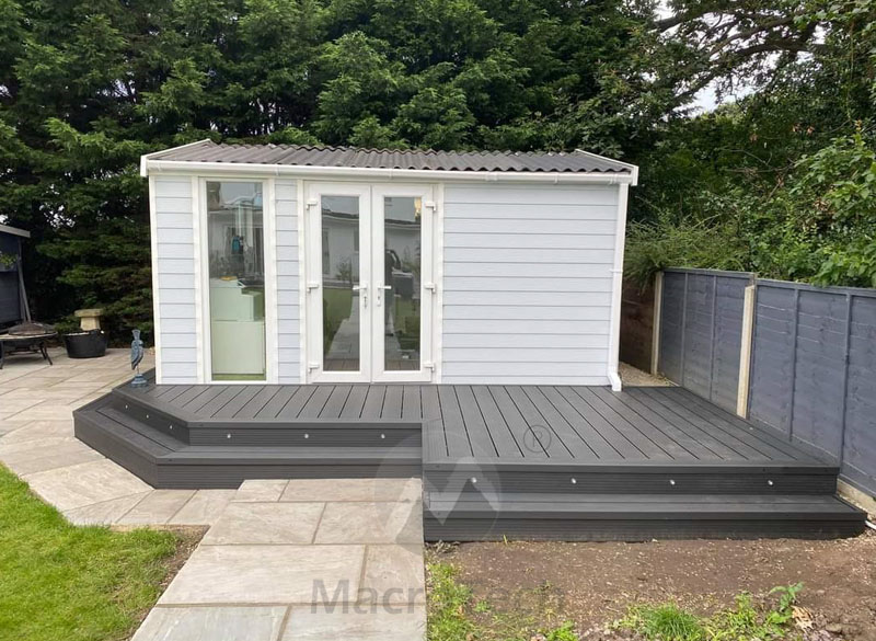 實(shí)用多用的木塑地板,已經(jīng)成為建材市場(chǎng)暢銷材料
